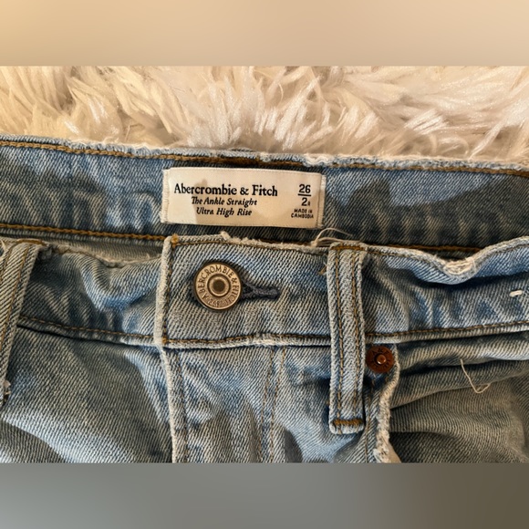 Abercrombie the ankle straight ultra high rise jeans - Picture 2 of 4